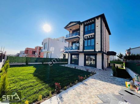 ▃▅▇seta Grup▇▅▃ 300m2 Arsa İçinde 5+1 A+ Kalite Denize 300 M