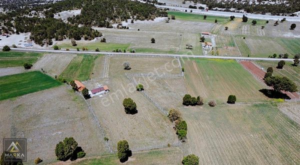 Marka'dan Yenice 80 Metre Yola Cepheli 7985 M2 Satılık Hobi Evi