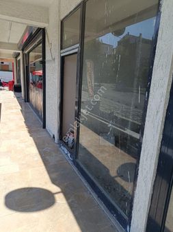 Kirazlı Metronun Yanında Sıfır Dükkan