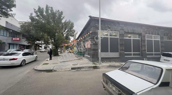 Bulut Gayrımenkul'den 600m2 Tarihi Mekan Mığros Kiracılı