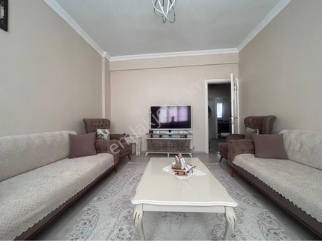 Buca Yeşilbağlar Mah. Satılık Komple Bina