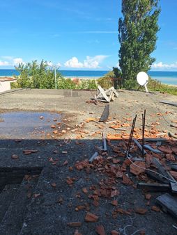 Sinop Türkeli İlçesinde Gencek Köyü Denıze Sıfır Bina Satılıktır