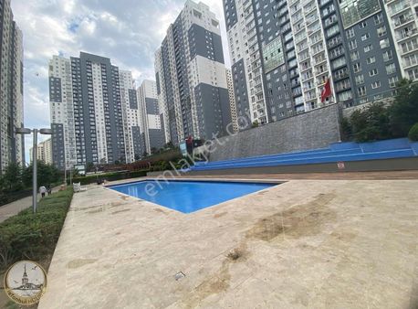 İnnovia 3'te Full Eşyalı Yüksek Kat Geniş Kiralık Daire