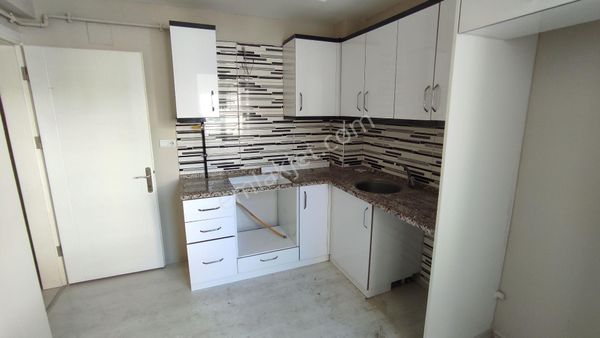 Egelimden Çarşı Merkezde Kiralık Doğalgazlı 3+1 Teraslı Dubleks Yeni Daire