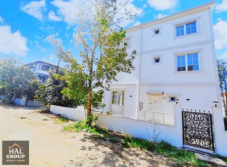 ╭╯hâl Group╰╮denize 75 Metre İskanlı Harika Konum Süper Villa