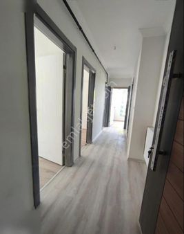 Utku Gayrimenkulden Akhisar Gölette Satılık 3+1 Daire