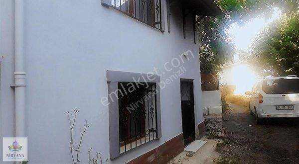 Araç Takaslı Tavas Bağların Göbeğinde Tam Nostaljik Ev