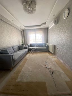 Acill Buca Kozağaç Mah.de Meydan Yakını 3+1 135m2 Dgazlı Arakat Satılık Daire