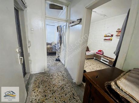 İstiklal De 90m 3 Katlı,ana Cad. Yanı , Yalıtımlı