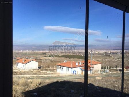 Güvenay - Çorum Kazıklıkaya Müstakil Evi Olan 557 M² Satılık Arsa