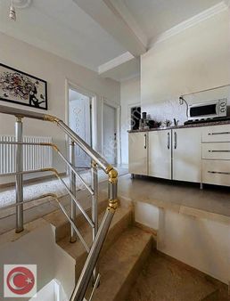 Çiftlikköyde Kullanışlı Geniş Satılık Dubleks Daire