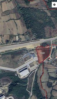 Şahinoğlu Emlakdan Kutlubeyde Üniversite Yanında 2 Dönüm Hisseli Tarla