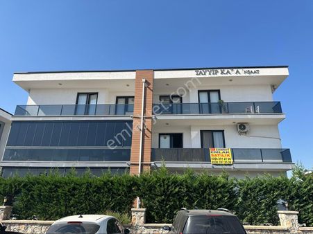 Sakarya Zümrüt Emlak'tan Tekeler Mah.3+1, 130 M2 Bakımlı Site İçi Yapılı Satılık Daire