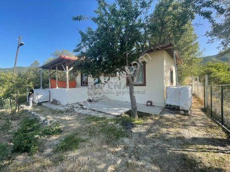 Güvenay - Çorum Çeşmeören Boyralı'da Acil Satılık Bağ Evi