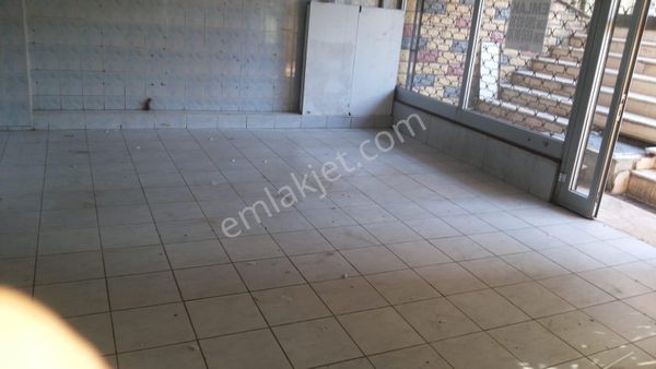Sancaktepe Emek Mahallesinde 500m Kiralık Düşeş Kazandıracak Dükkan No:109