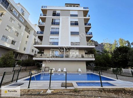 Turvilla'dan Konyaaltı Hurma'da Havuz'lu 3+1 Satılık Dublex