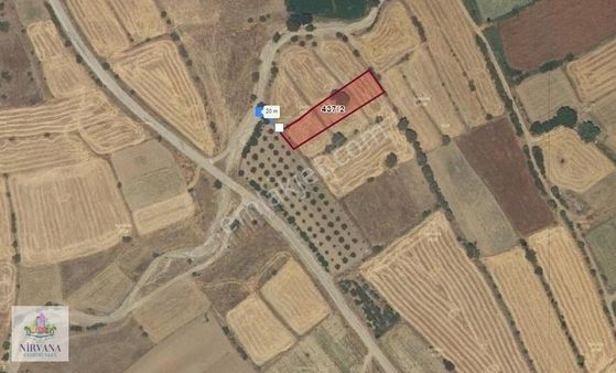 Acıpayam Darıverende Dalaman Çayı Yakınında Sulu Tarla