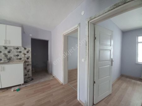 Prestij Gayrimenkulden Satılık Arsa İçinde Ev