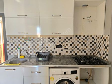 Yeşilyurt Mahallesinde 4+1 200 M2 Bölünmüş Dubleks Mutlaka Örülmeye Değer