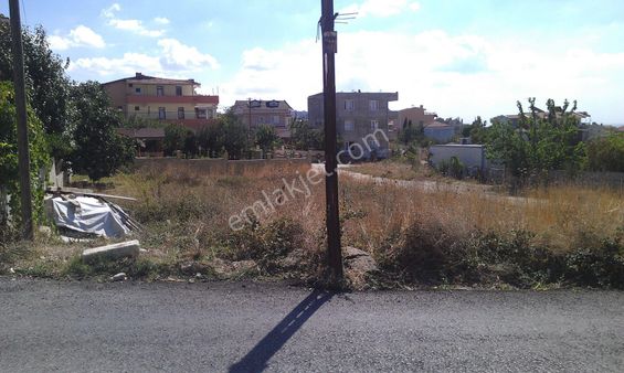 *meral Emlak A11 Celaliye Kamiloba Mh 318m2 İmarlı Köşebaşı Arsa