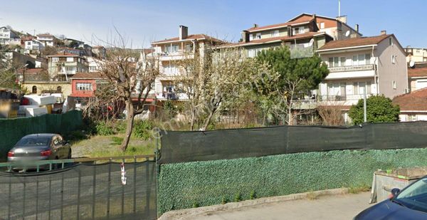 İstinye Sarıyer Cadde Cephe Ticari Kullanımlı 350 M2 Arsa