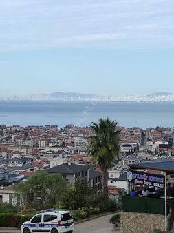 Çiftlikköy Bayraktepe'de Muhteşem Deniz Manzaralı Dubleks Daire