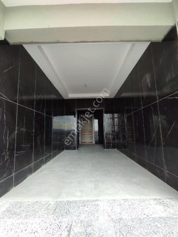 Çiftlikköy Bayraktepe'de Özel Yapım 3+1 Ebeveyn Banyolu Asansörlü Lüks Daire