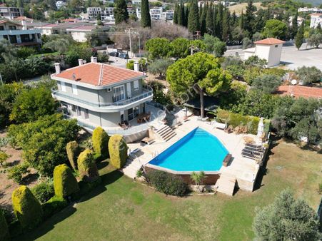 2600 M2 İçersinde Full Deniz Manzaralı Müstakil Havuzlu Villa