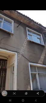 Müstakil İki Katlı Bahçeli Ev