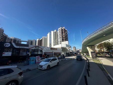 Küçükçekmece Yalı Caddesi Göl Kenarına Yakın 3+1 Dubleks Satılık Daire