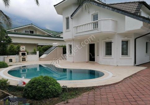 Satılık 3+1 Mustakil Villa