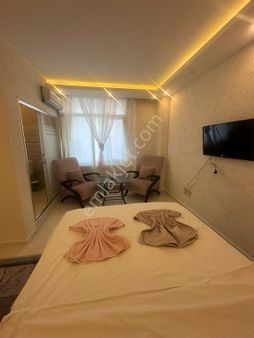 Bayramoğlu Şato Suit