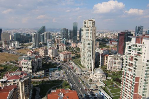 Çukurambarda En Prestijli Konumda 225 M2 Süper Ofis-işyeri