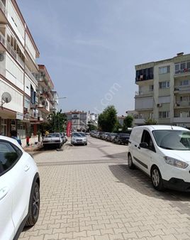 Menemen Katlı Pazar Yeri Ve Diş Hastanesi Yakını Satılık Dükkan