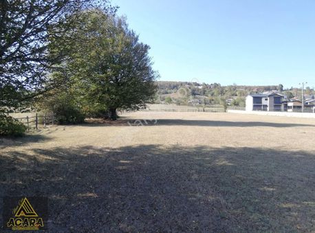 Acara'dan/iznik Hacıosman'da/ 2.204 M²,3 Ev Yapılabilir Arsa