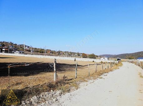 Acara'dan/iznik Hacıosman'da/ 2.202 M²,3 Ev Yapılabilir Arsa
