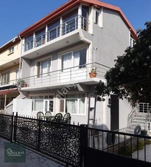 *yıldız* Fırsat Satılık Denize 20 Adım Kat Dubleksi Yazlık