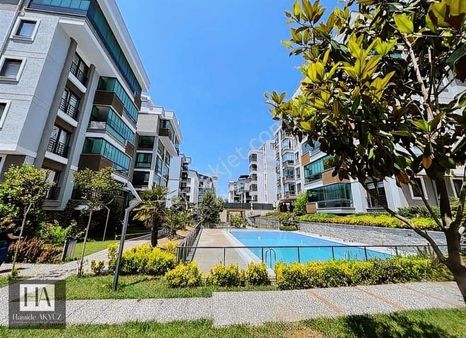 Hamide Akyüz' Den Balat Koçakkent 3'te Bahçe Katı 1+1 Daire