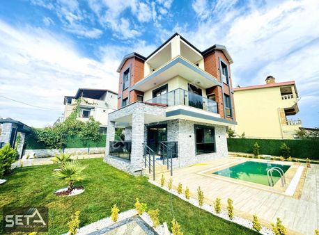 ꧁▇seta Grup▇꧂ Deniz Tarafında Havuzlu 5+1 Lüks Villa