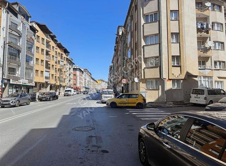 Yakamoz Gayrimenkul Satlık Toplam 70 M2 Dükkan Oğuzlar Par