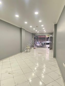 Loft'tan Sefaköy K.paşa Mutfak-wc 16.000 Tl Kiracılı 45m2 Dükkan