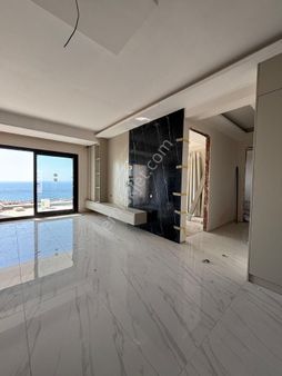 Kuşadası'nda Muhteşem Ultralux Full Denizmanzaralı 2+1 3+1 Daireler