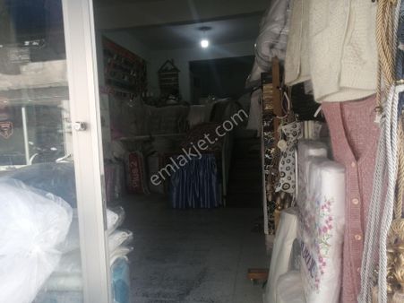 Düzce Merkez De 120 M2 Dükkan Satılıktır.