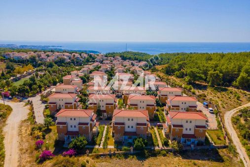 Alanya İncekum’da Satılık 3+1 İkiz Villa - Ottoman Village