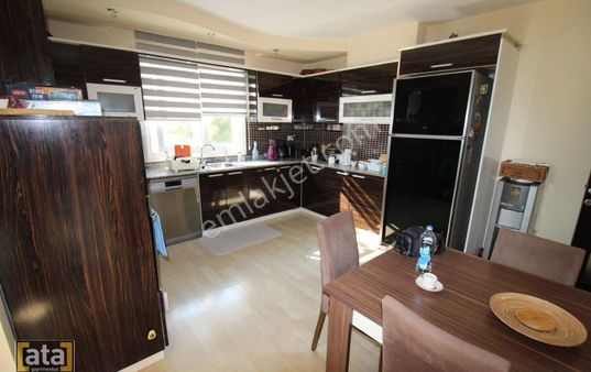 Mersin Mezitli Menderes Mah Site İçerisinde Çift Banyolu 3+1 Lüx Daire