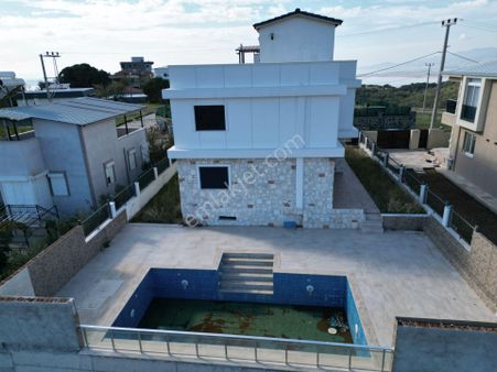 Sonsuzluk Havuzlu 4+2 Tam Müstakil Villa
