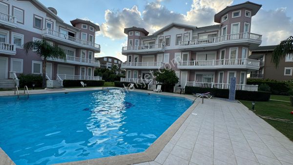 Belek'te 2+1 Lüks Site İçerisinde Havuzlu Daire Merkezde