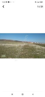 Satılık İçinden Yol Tarla