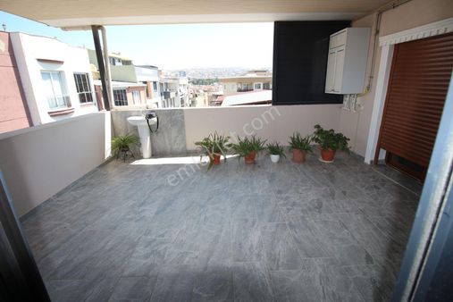 Arga'dan Buca Kozağaç Mah. D.gazlı Terasli 3+1 Satılık Daire.