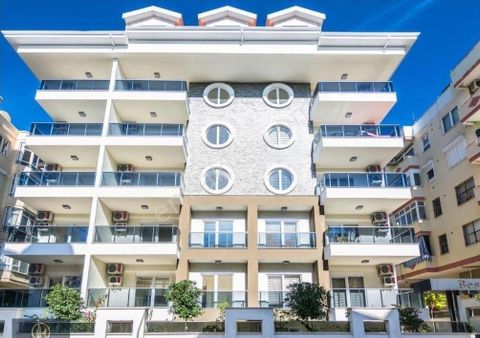 Alanya Kızlarpınarı 3+1 195m2 Deniz Ve Kale Manzaralı Lüks Daire